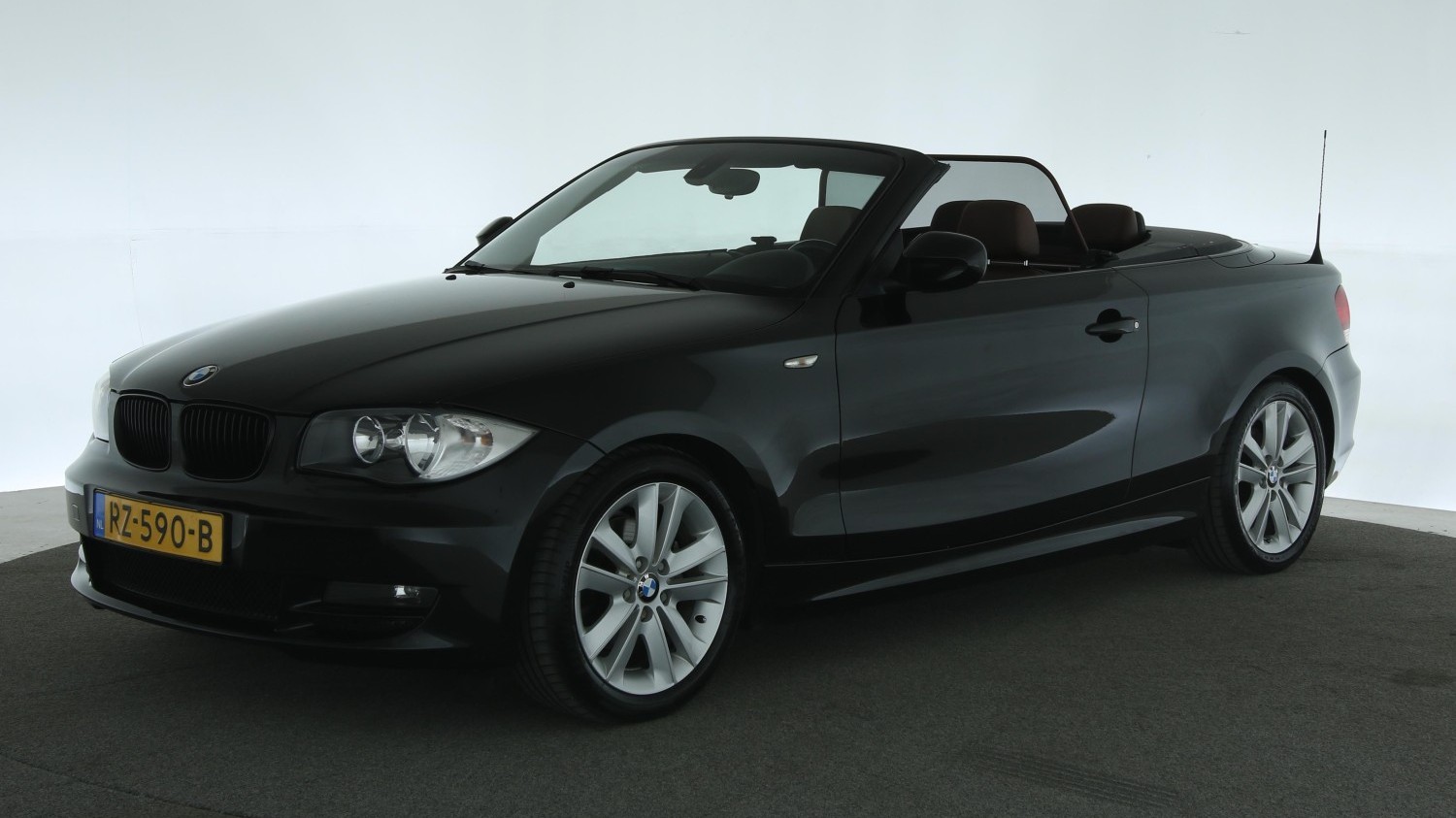 BMW 1-serie Cabriolet 2010 RZ-590-B 1