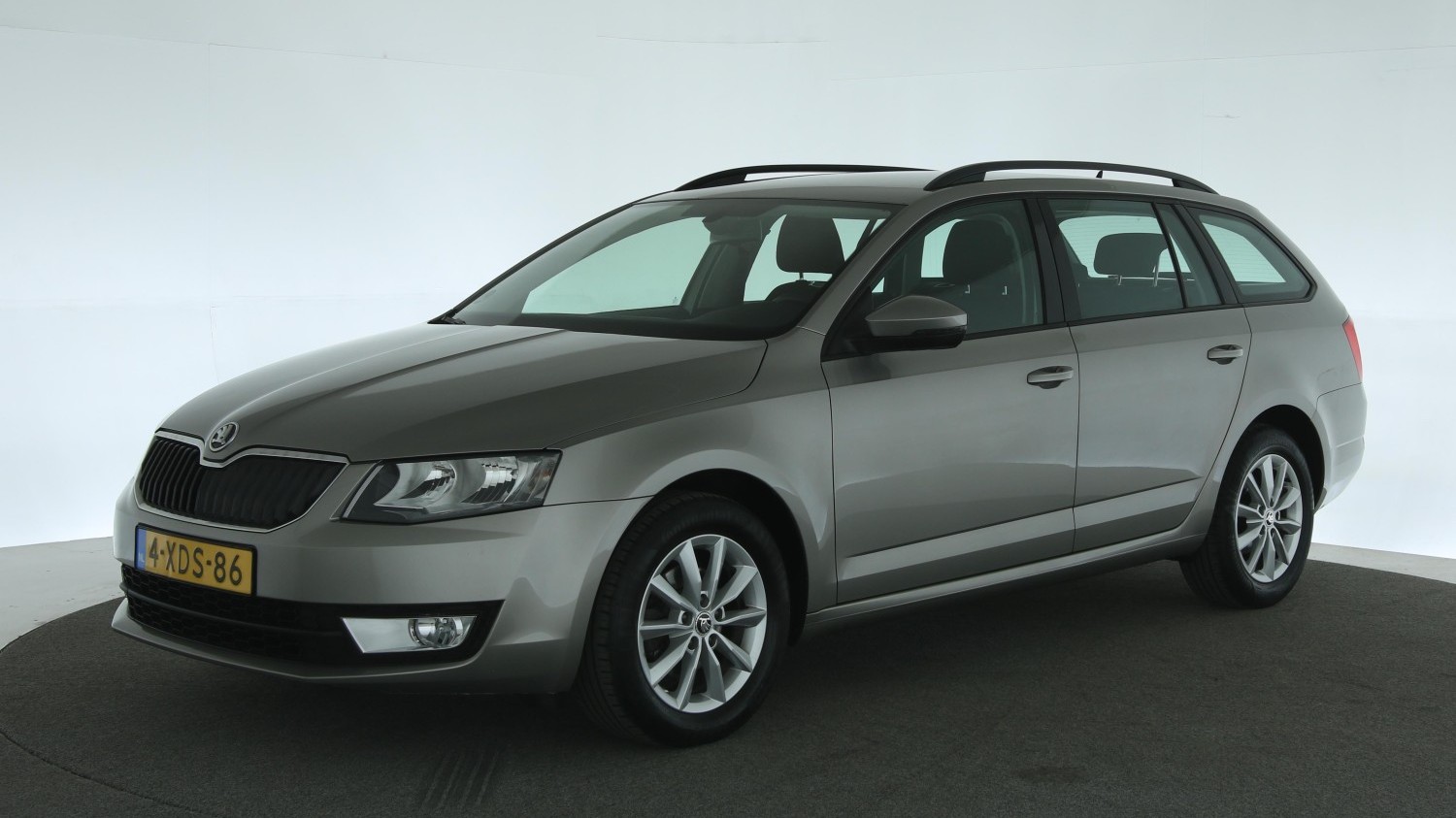 Skoda Octavia Station 2014 4-XDS-86 1
