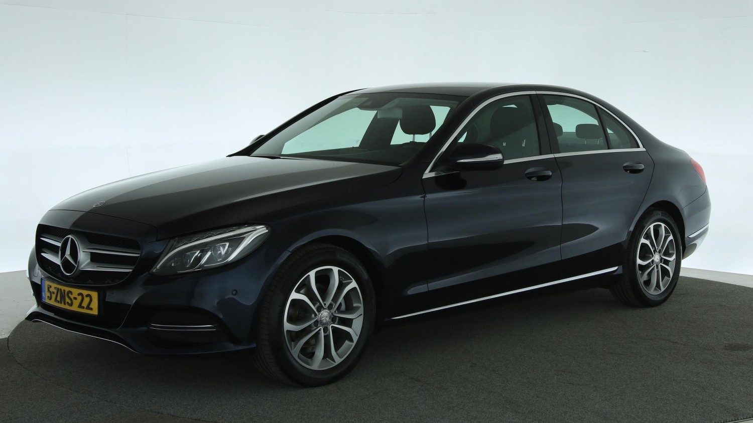 Mercedes-Benz C-klasse Sedan 2015 5-ZNS-22 1