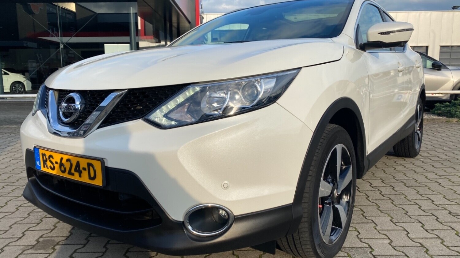 Nissan Qashqai SUV / Terreinwagen 2016 RS-624-D 1