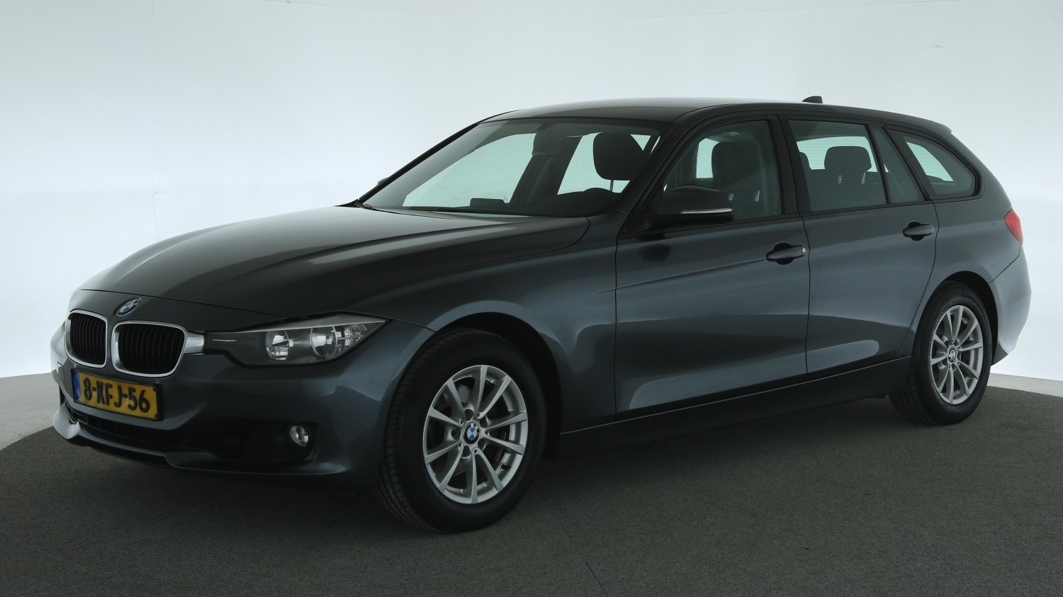 BMW 3-serie Station 2013 8-KFJ-56 1
