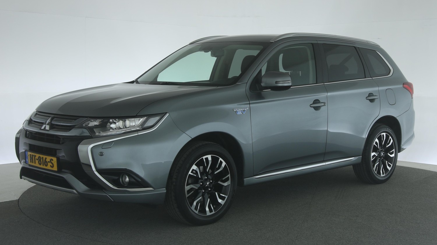 Mitsubishi Outlander SUV / Terreinwagen 2015 HT-816-S 1