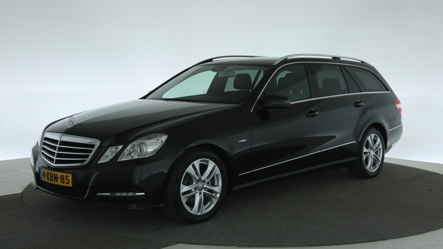 Mercedes-Benz E-Klasse Station 2012 4-KBN-85 1