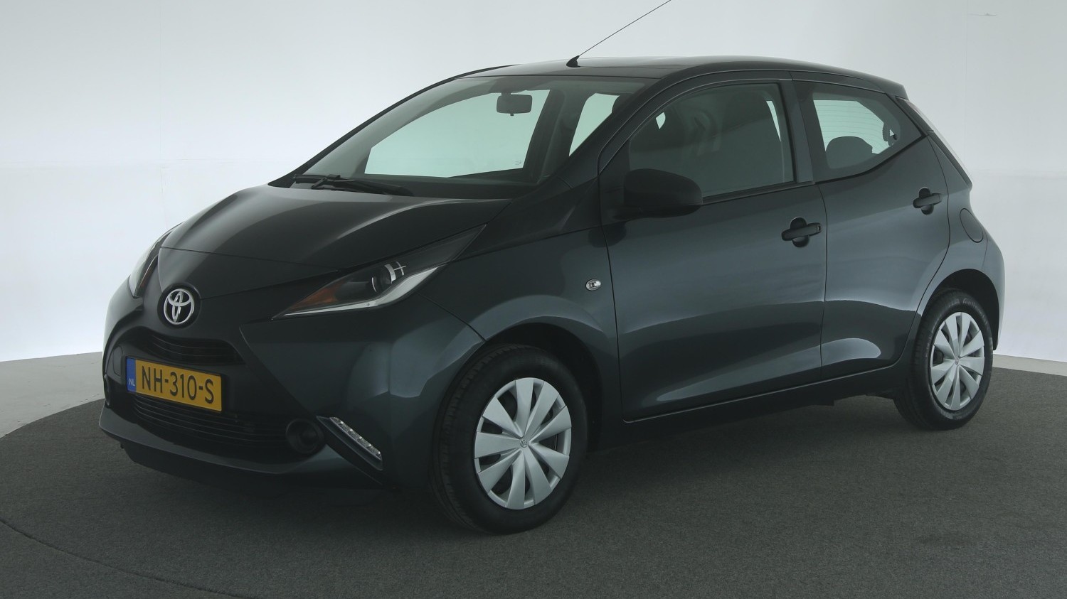 Toyota Aygo Hatchback 2017 NH-310-S 1