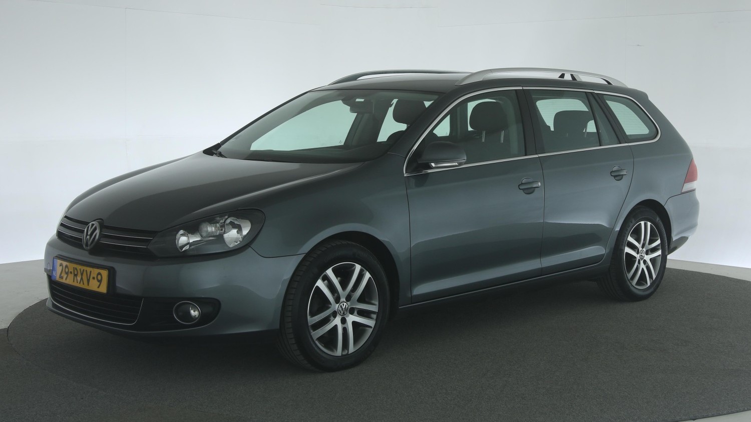 Volkswagen Golf Station 2011 29-RXV-9 1