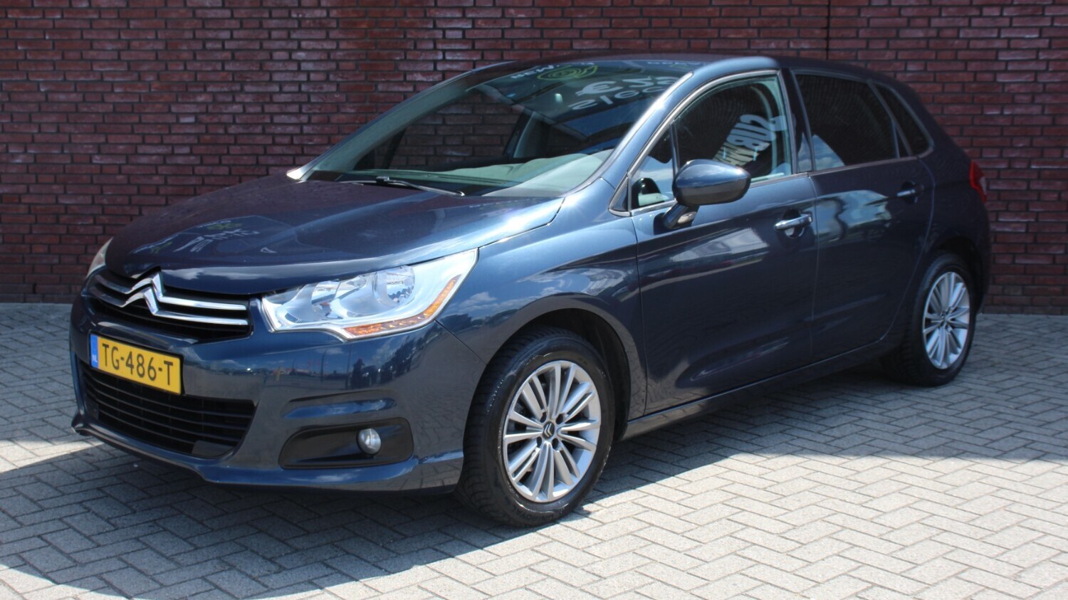 Citroen C4 Hatchback 2010 TG-486-T 1