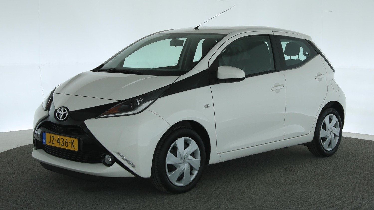 Toyota Aygo Hatchback 2016 JZ-436-K 1