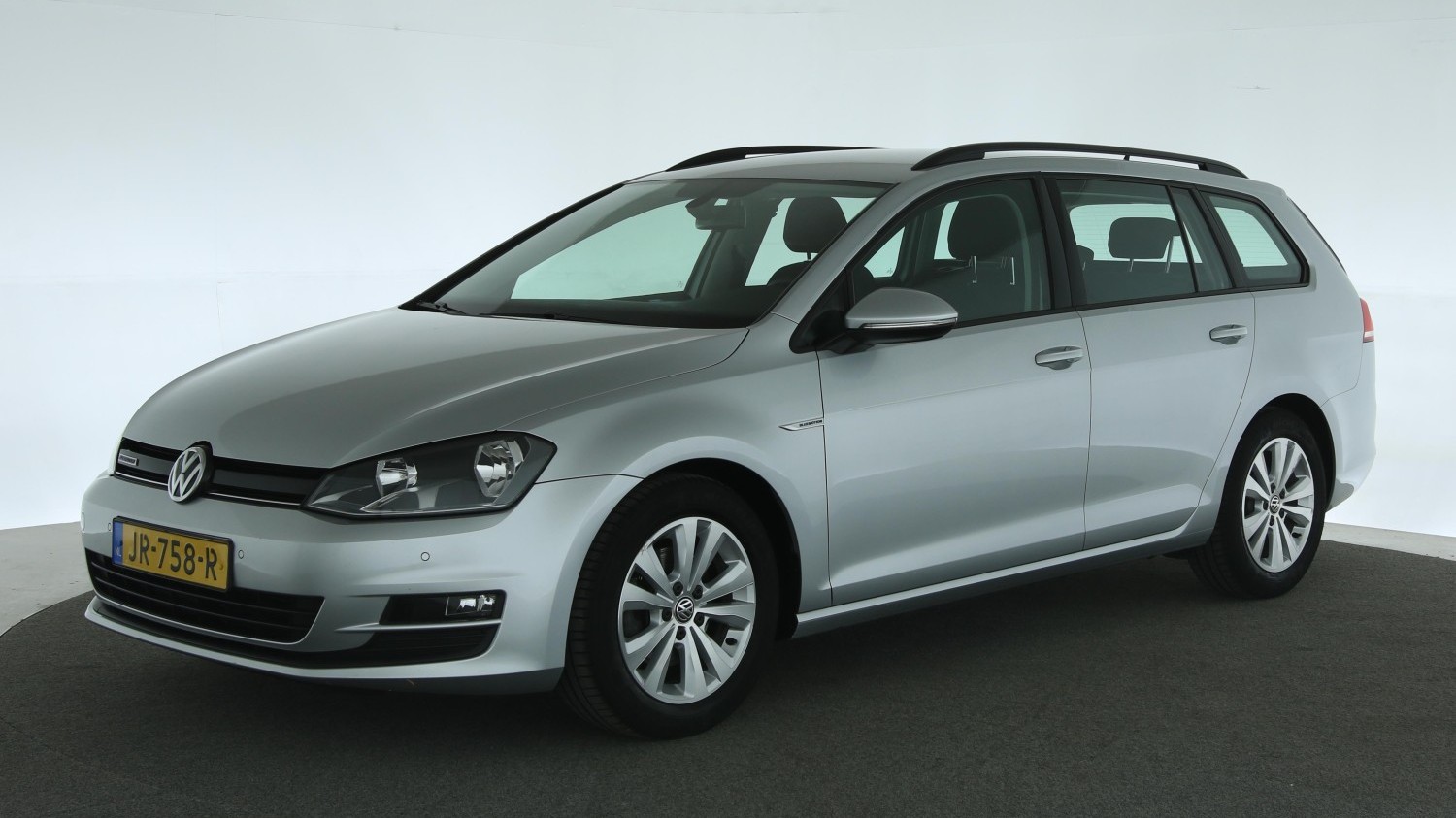 Volkswagen Golf Station 2016 JR-758-R 1