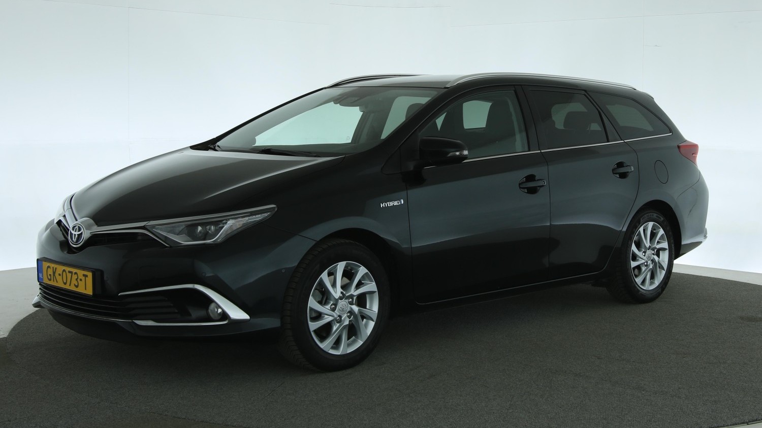 Toyota Auris Station 2015 GK-073-T 1