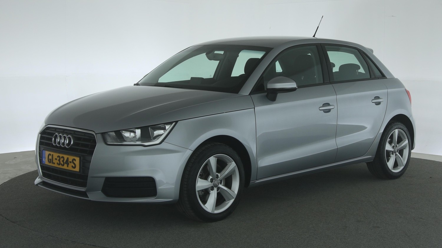 Audi A1 Hatchback 2015 GL-334-S 1