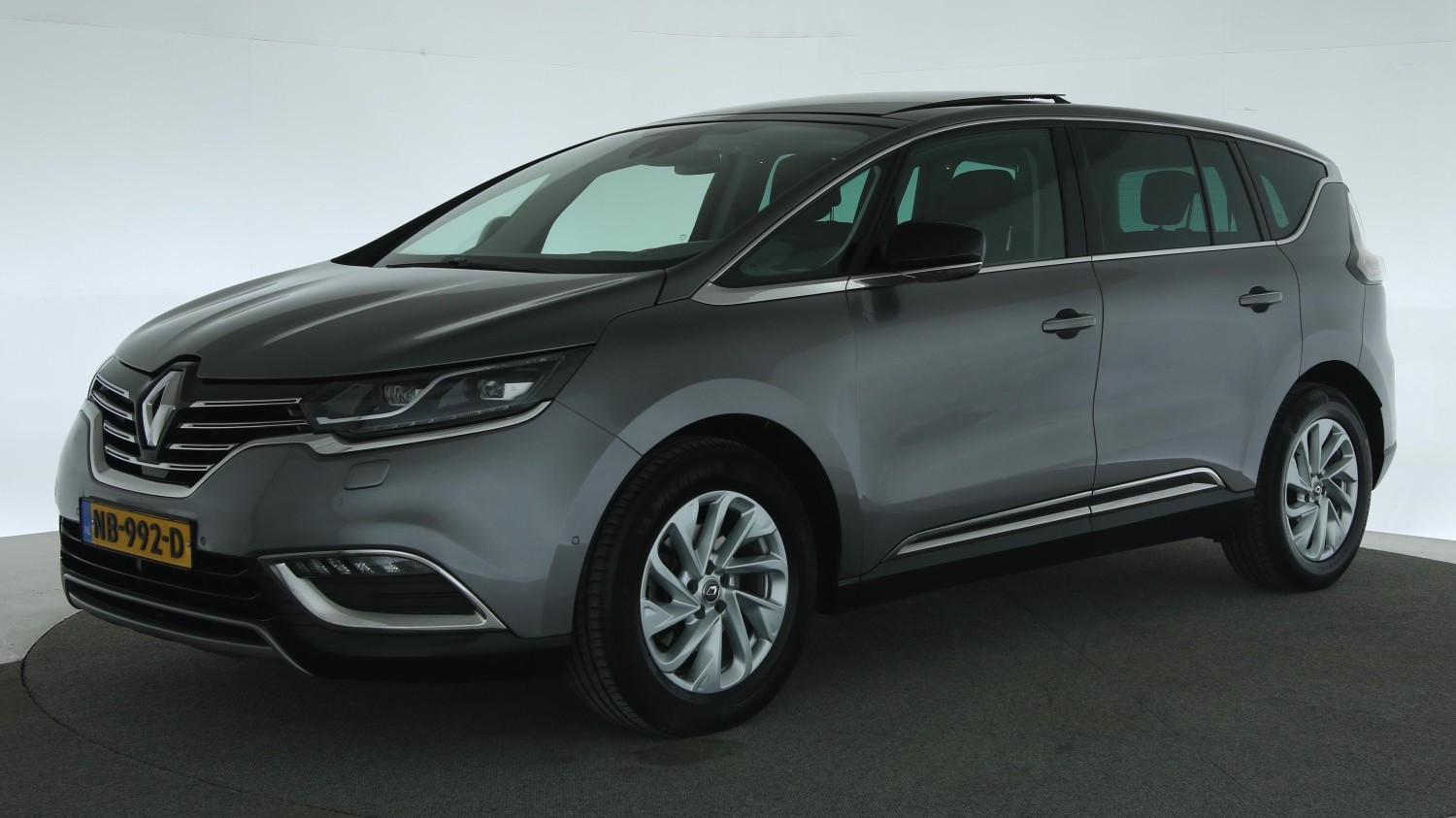 Renault Espace MPV 2017 NB-992-D 1