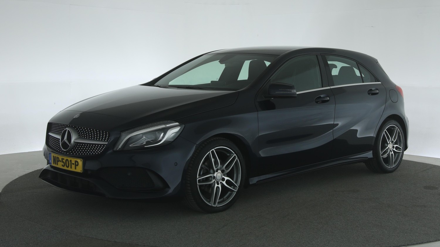 Mercedes-Benz A-klasse Hatchback 2017 NP-501-P 1