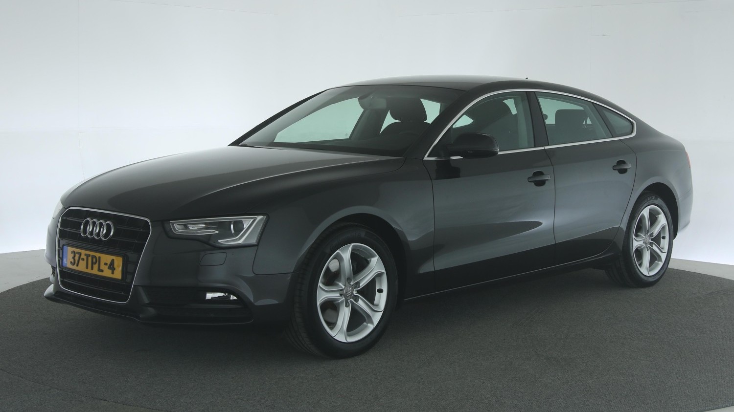 Audi A5 Hatchback 2012 37-TPL-4 1