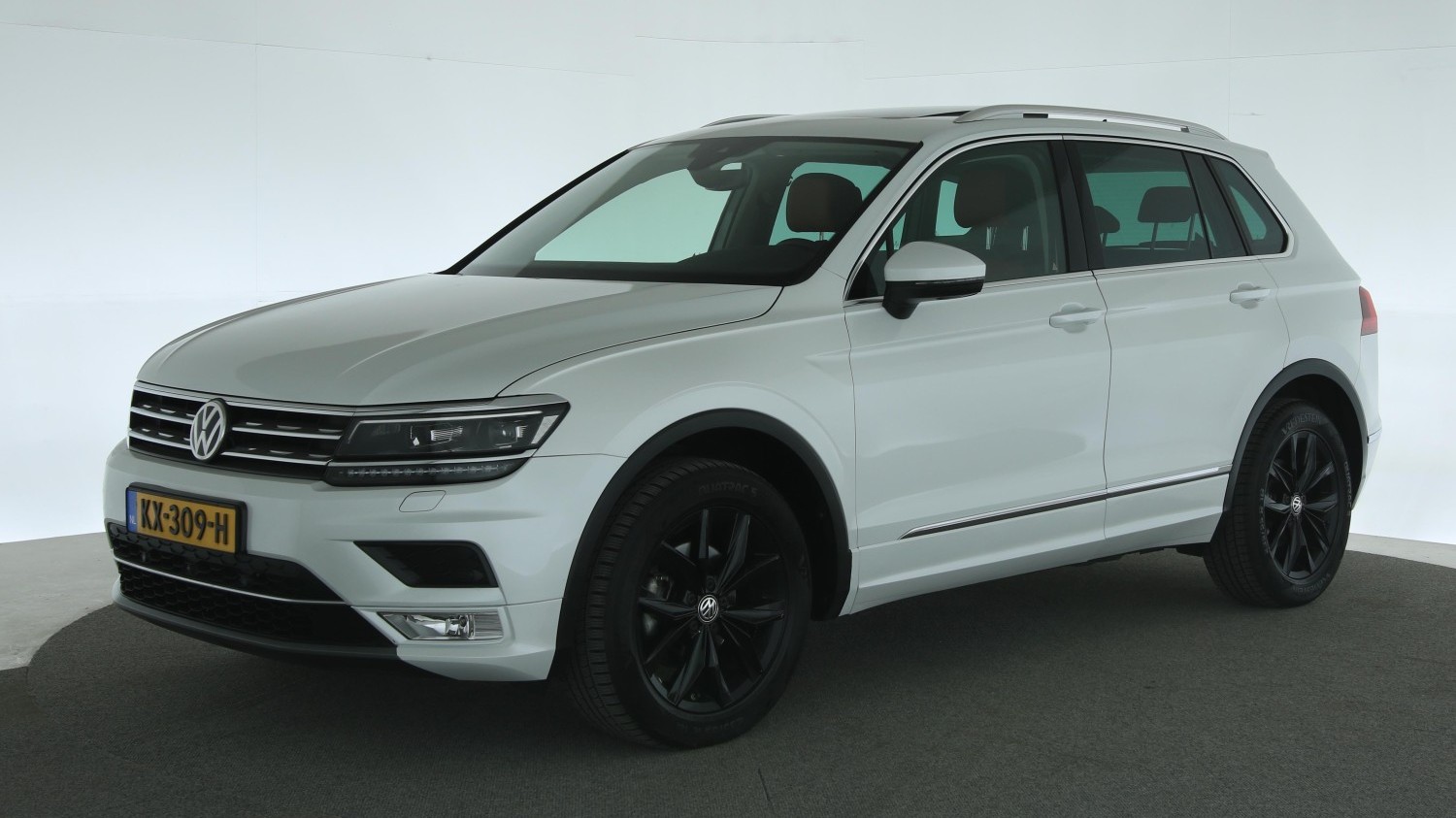 Volkswagen Tiguan SUV / Terreinwagen 2016 KX-309-H 1
