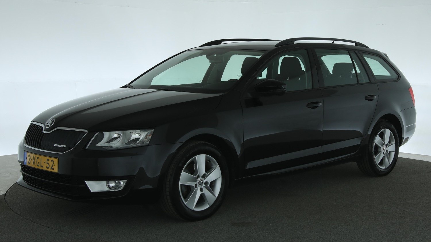 Skoda Octavia Station 2014 3-XGL-52 1