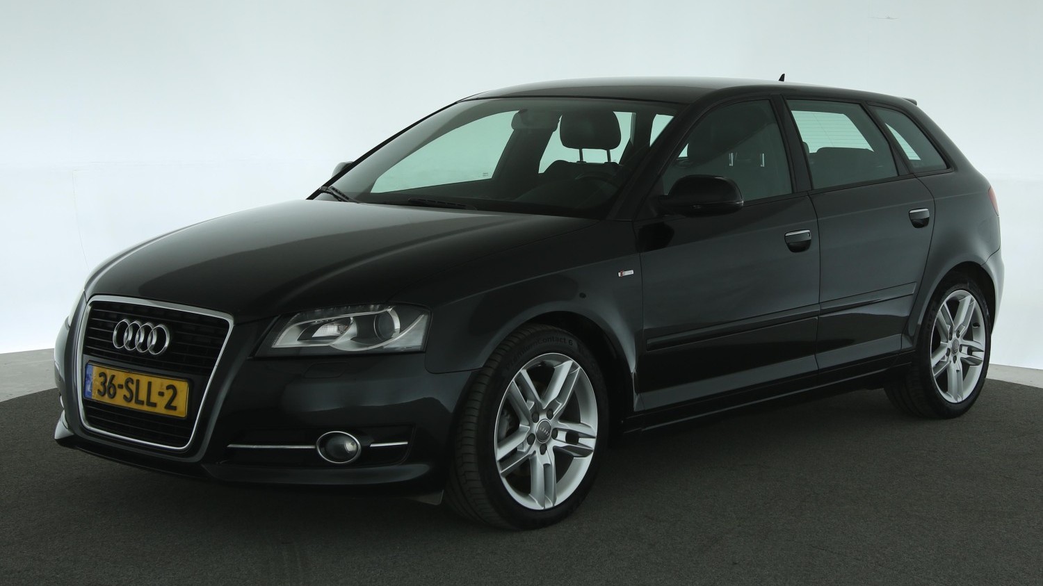 Audi A3 Hatchback 2011 36-SLL-2 1