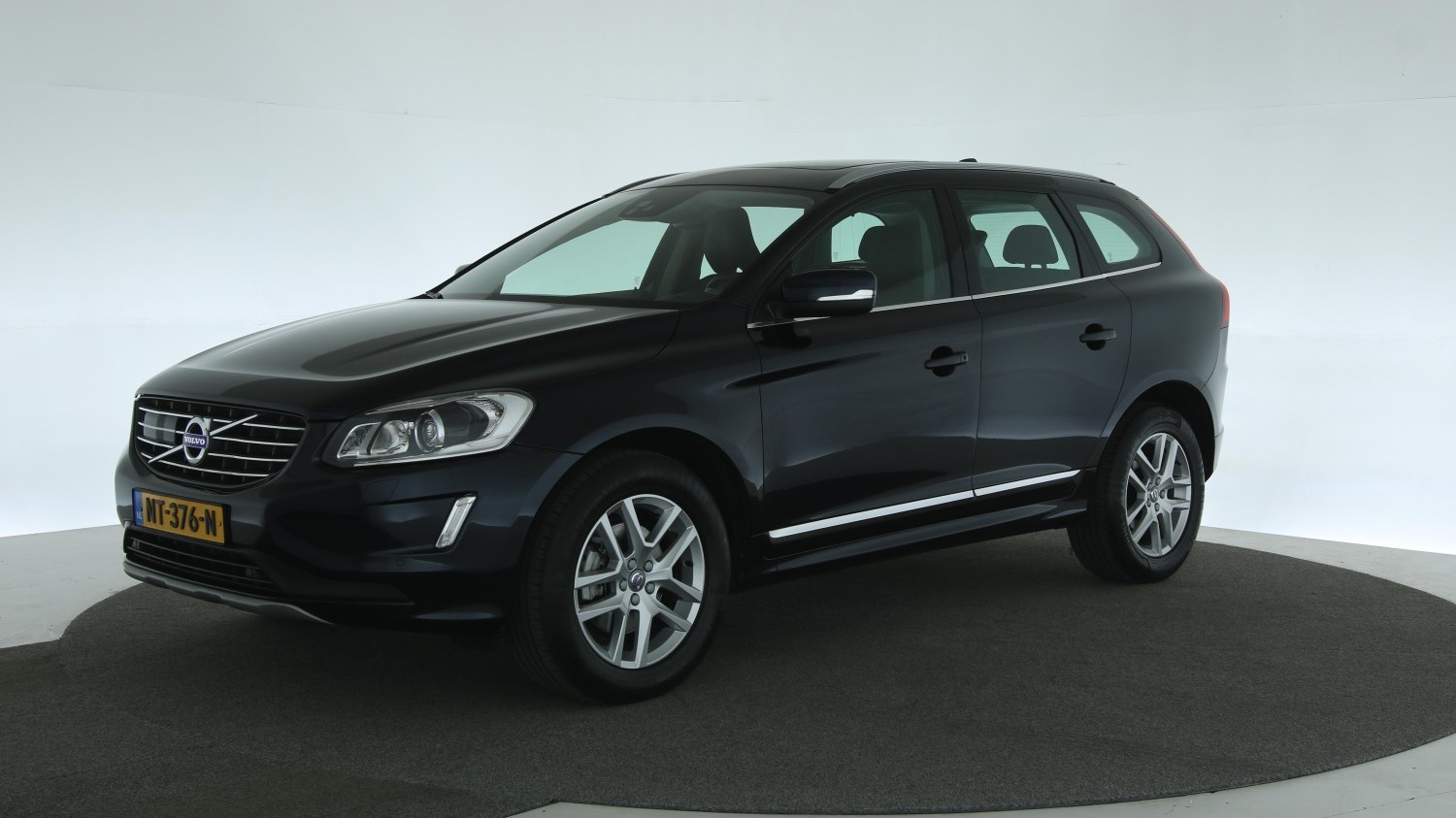 Volvo XC60 SUV / Terreinwagen 2017 NT-376-N 1