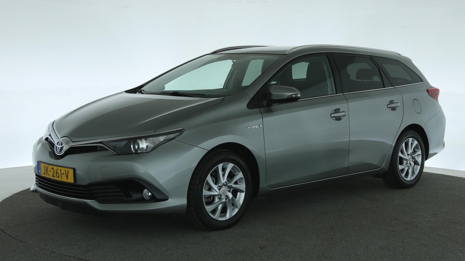 Toyota Auris Station 2016 JK-261-V 1