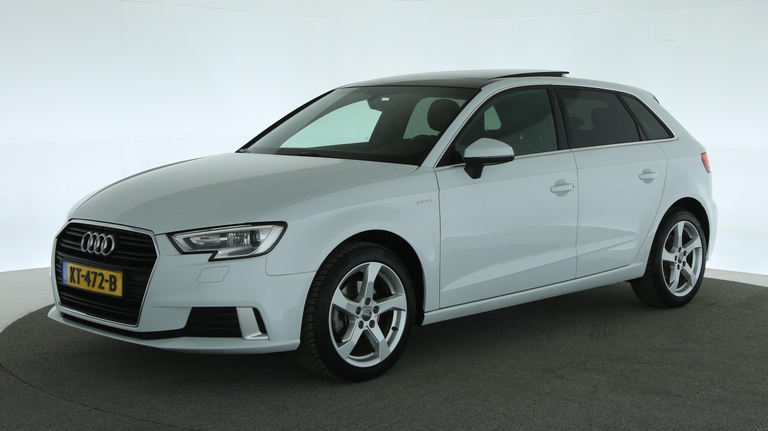 Audi A3 Hatchback 2016 KT-472-B 1