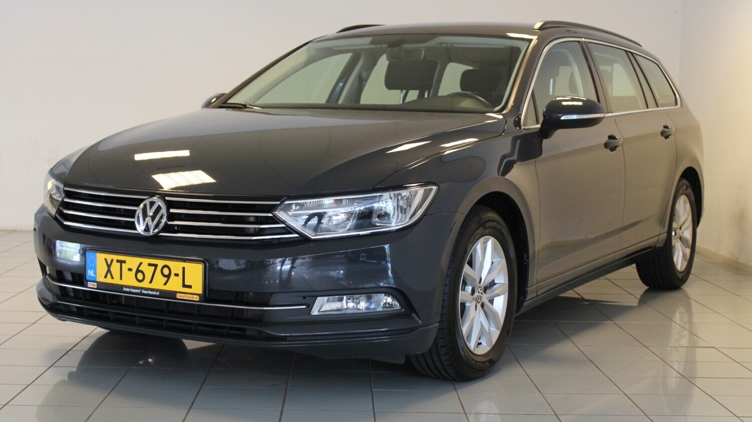 Volkswagen Passat Station 2015 XT-679-L 1