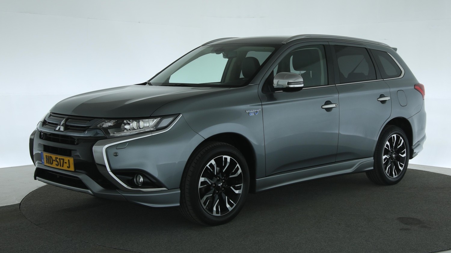 Mitsubishi Outlander SUV / Terreinwagen 2015 HD-517-J 1