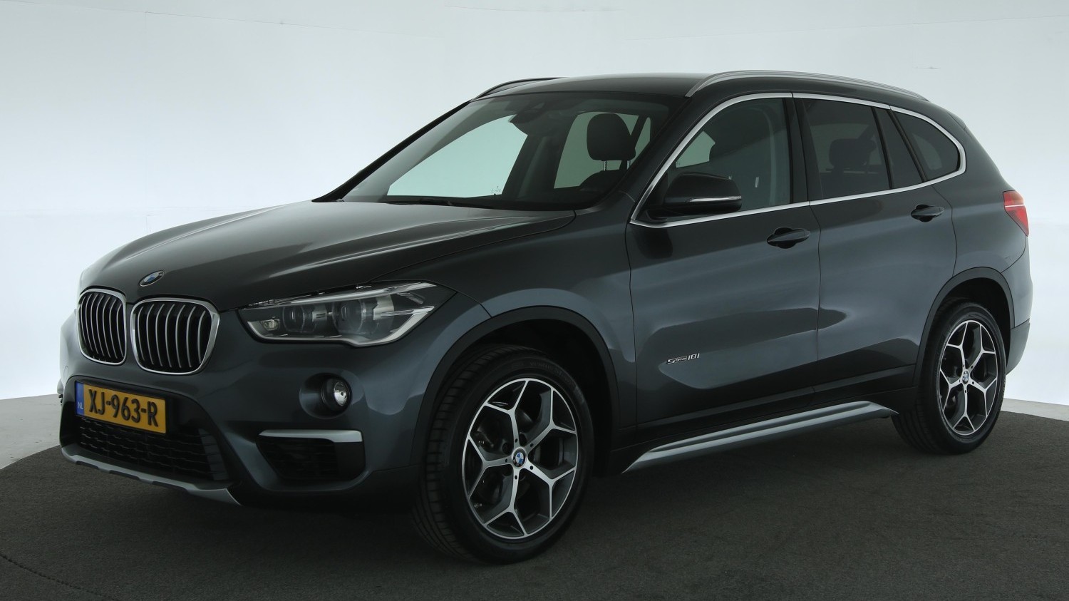 BMW X1 SUV / Terreinwagen 2016 XJ-963-R 1