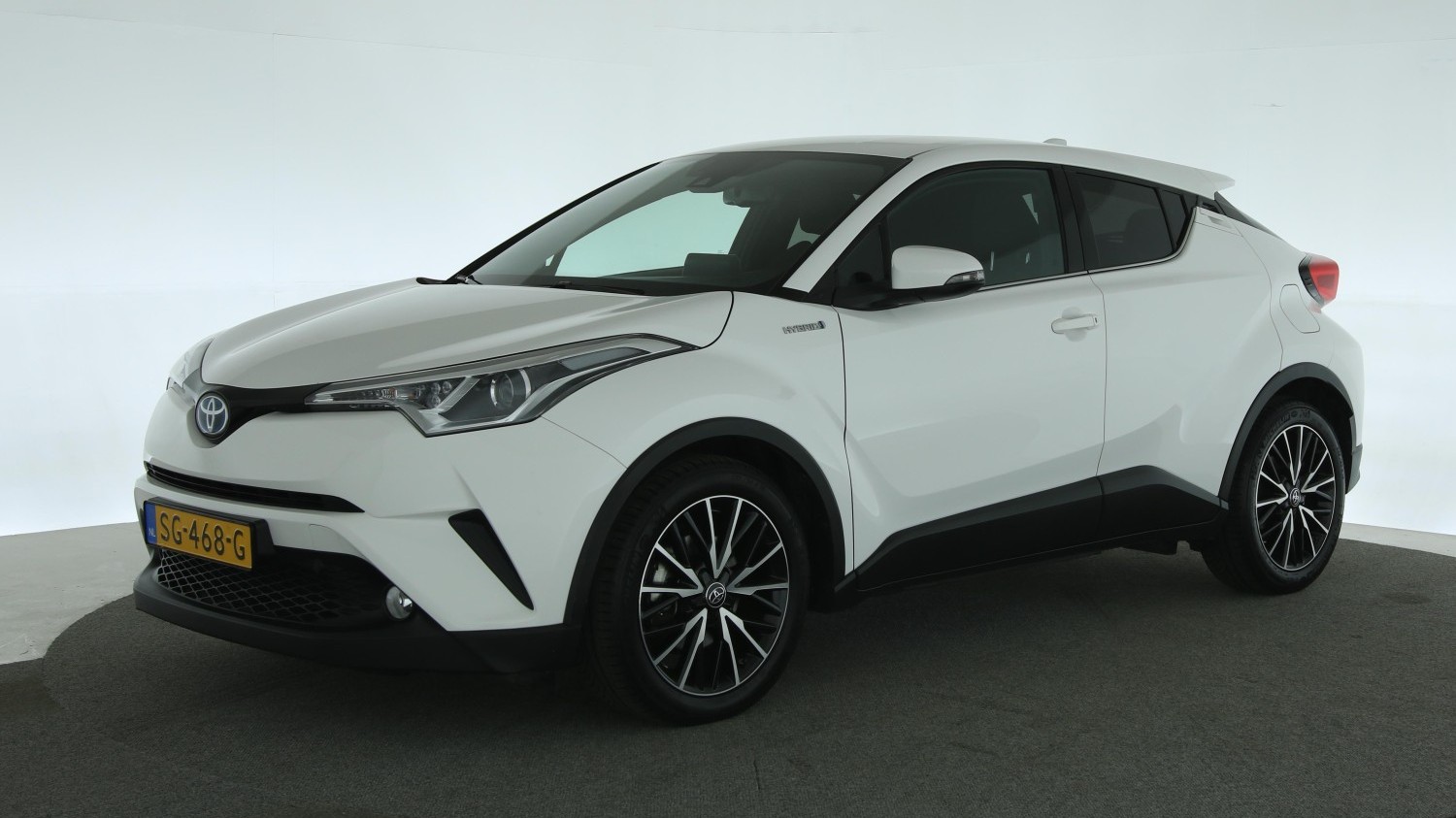 Toyota C-HR Hatchback 2018 SG-468-G 1