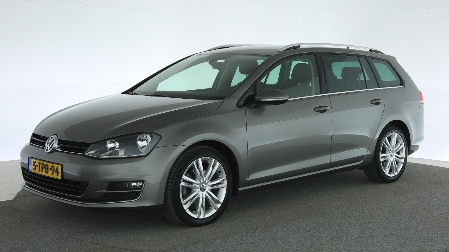Volkswagen Golf Station 2014 5-TPB-94 1