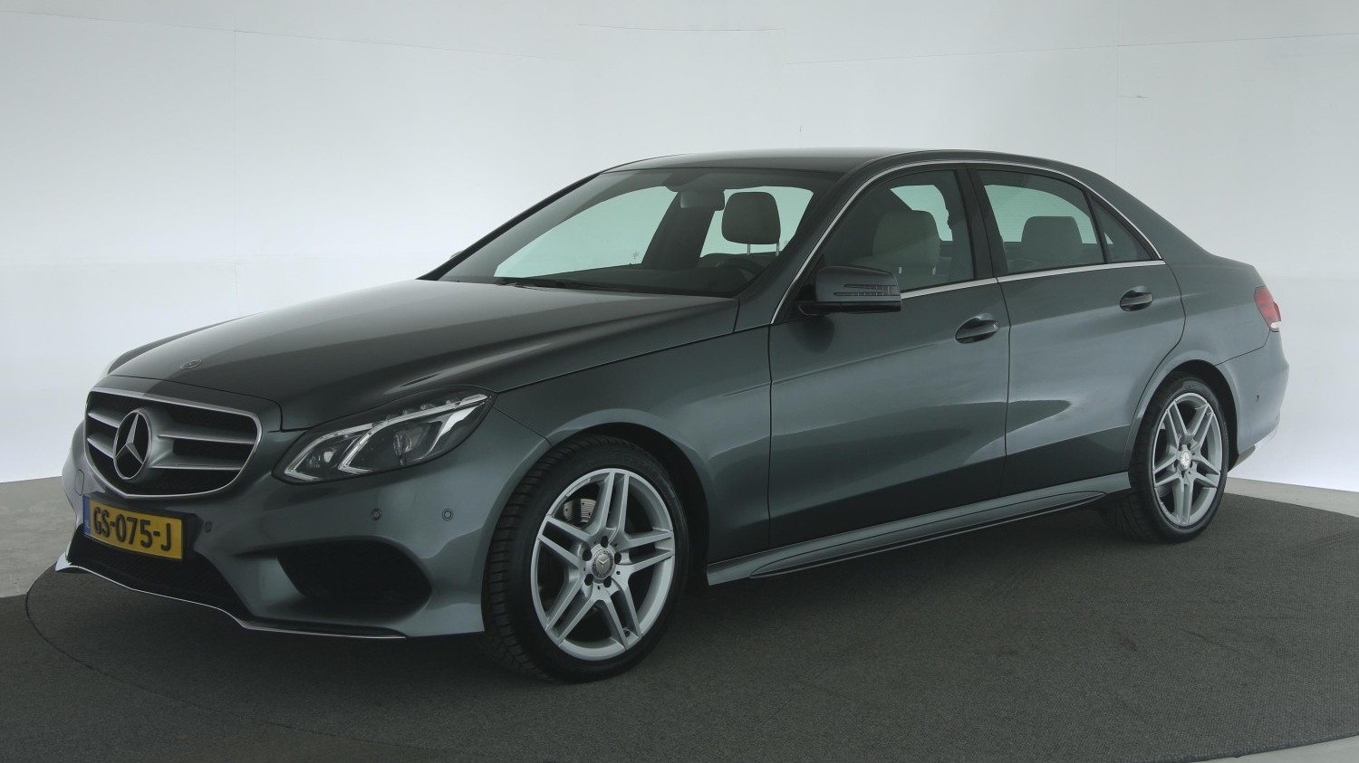 Mercedes-Benz E-Klasse Sedan 2015 GS-075-J 1