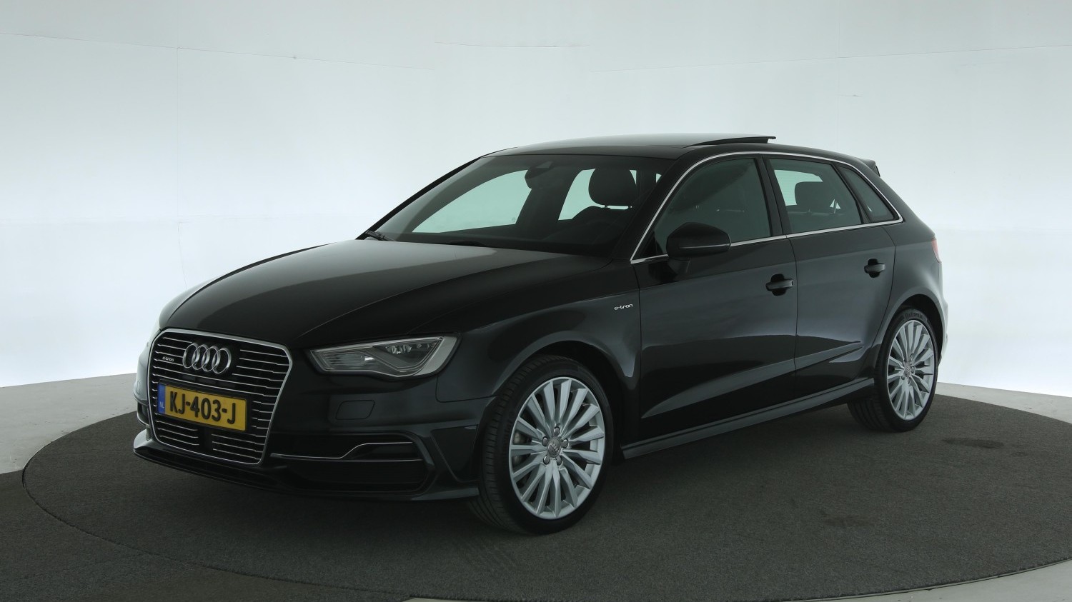 Audi A3 Hatchback 2015 KJ-403-J 1