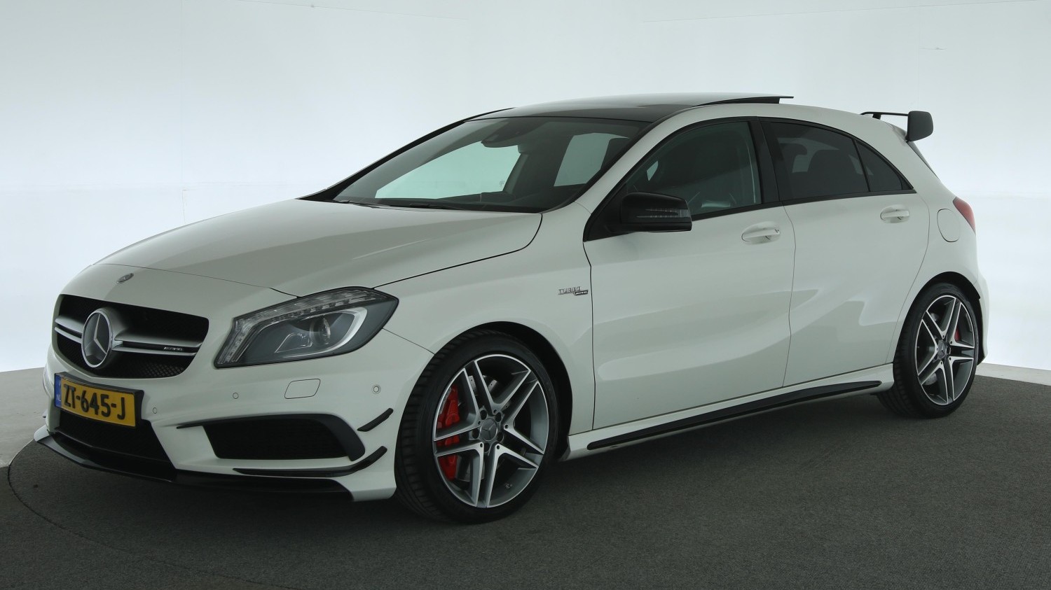 Mercedes-Benz A-klasse Hatchback 2015 ZT-645-J 1