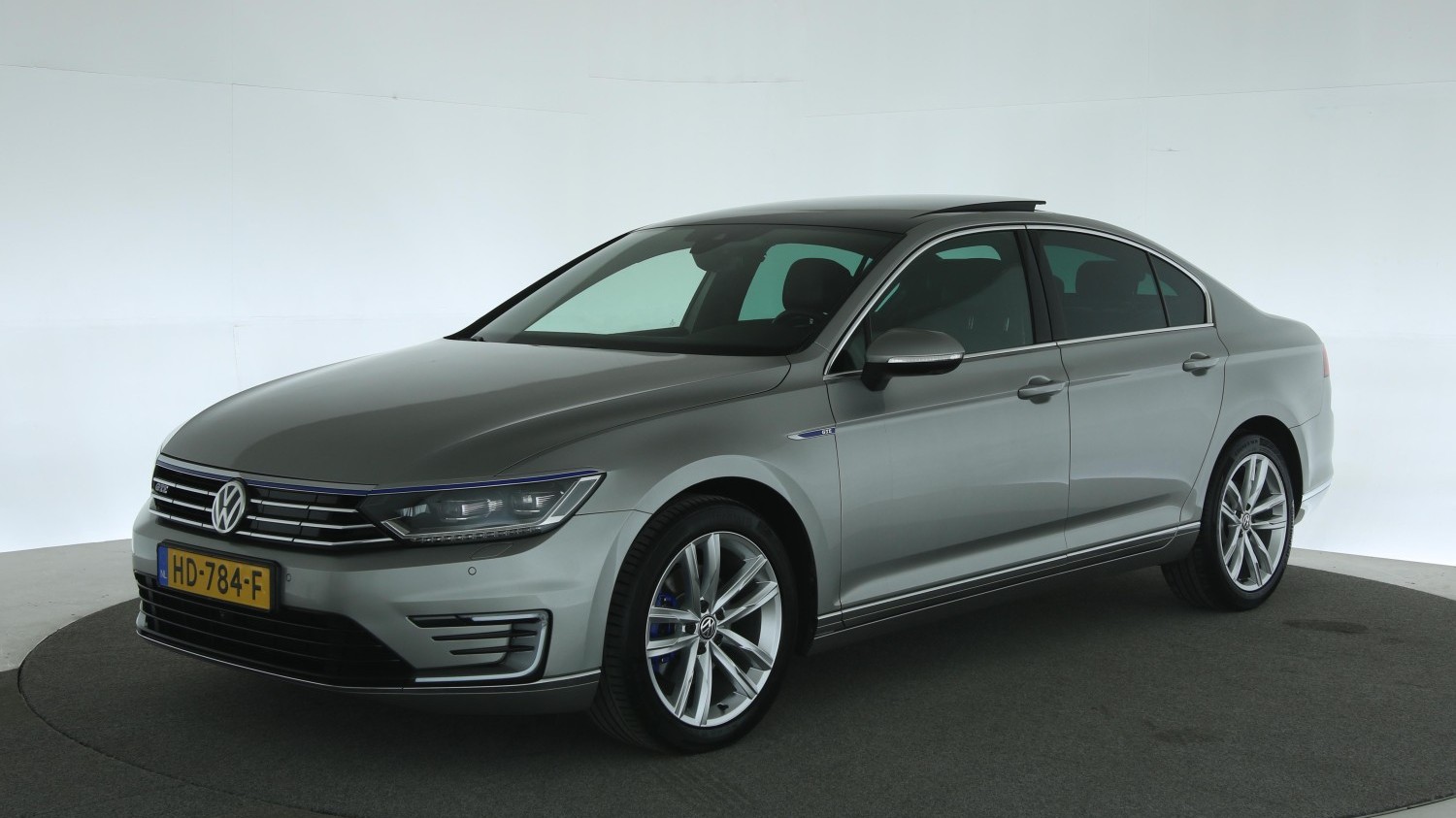 Volkswagen Passat Sedan 2015 HD-784-F 1