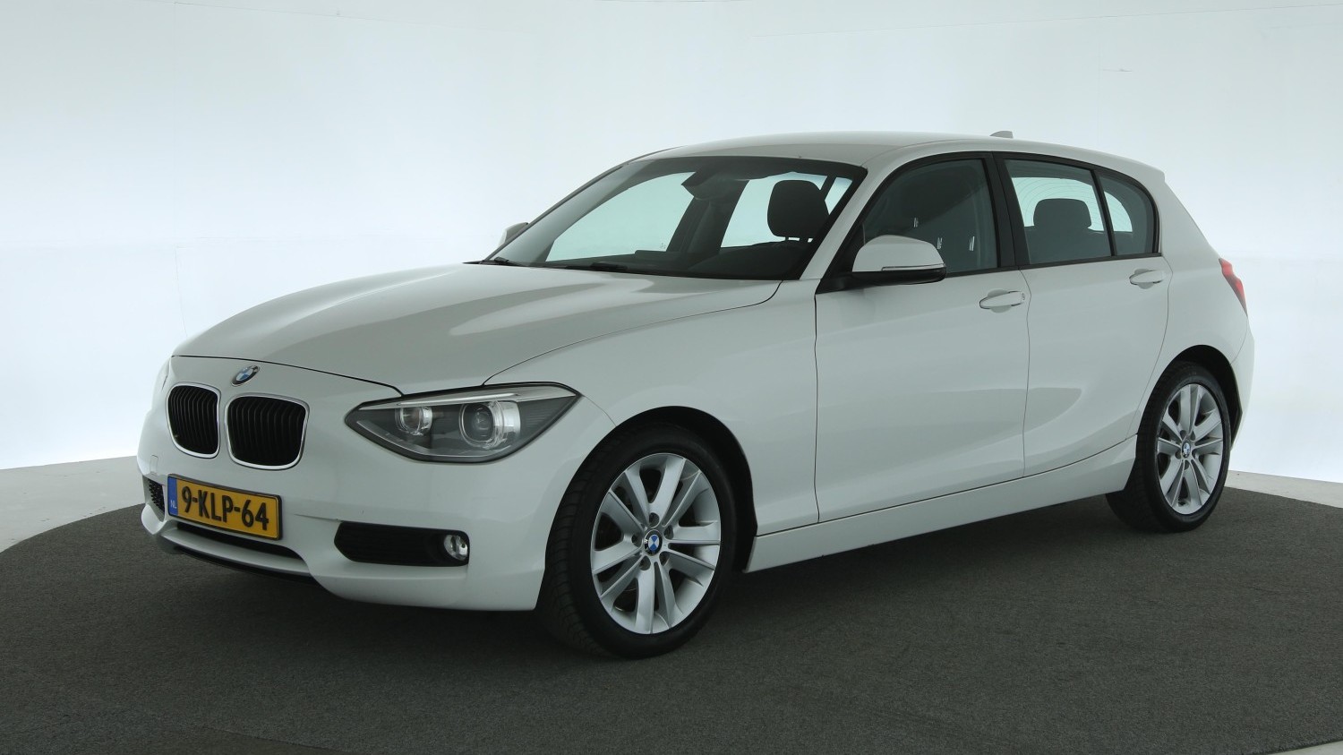 BMW 1-serie Hatchback 2012 9-KLP-64 1