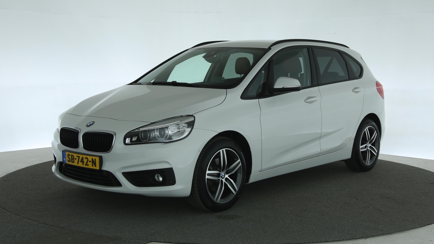 BMW 2-serie Hatchback 2016 SB-742-N 1