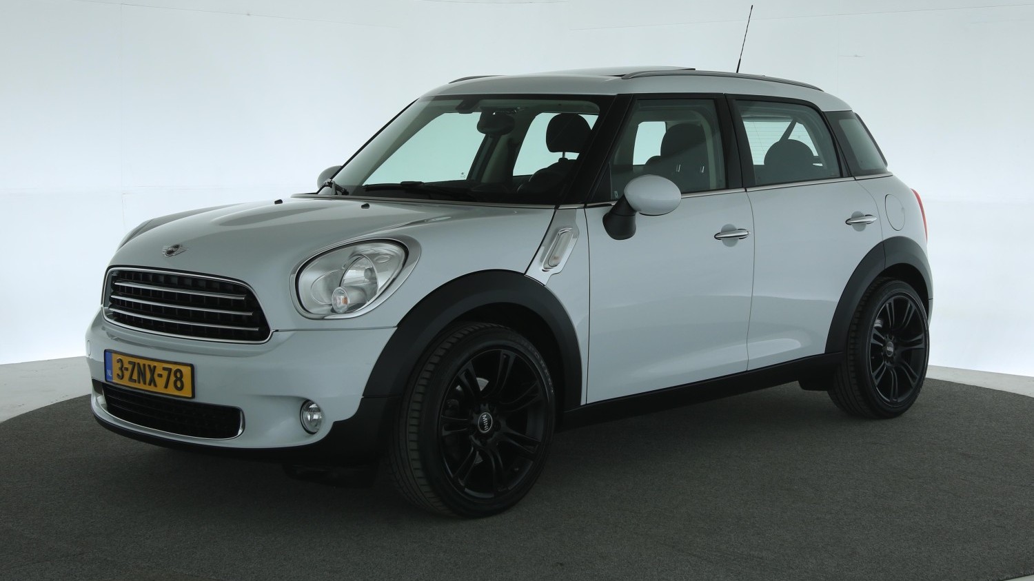 Mini Countryman Hatchback 2010 3-ZNX-78 1
