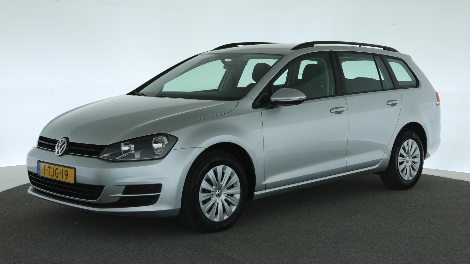 Volkswagen Golf Station 2014 1-TJG-19 1