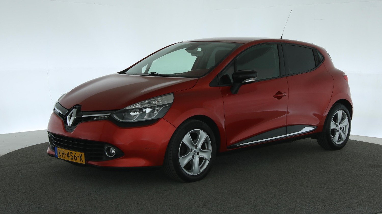 Renault Clio Hatchback 2012 KH-456-K 1