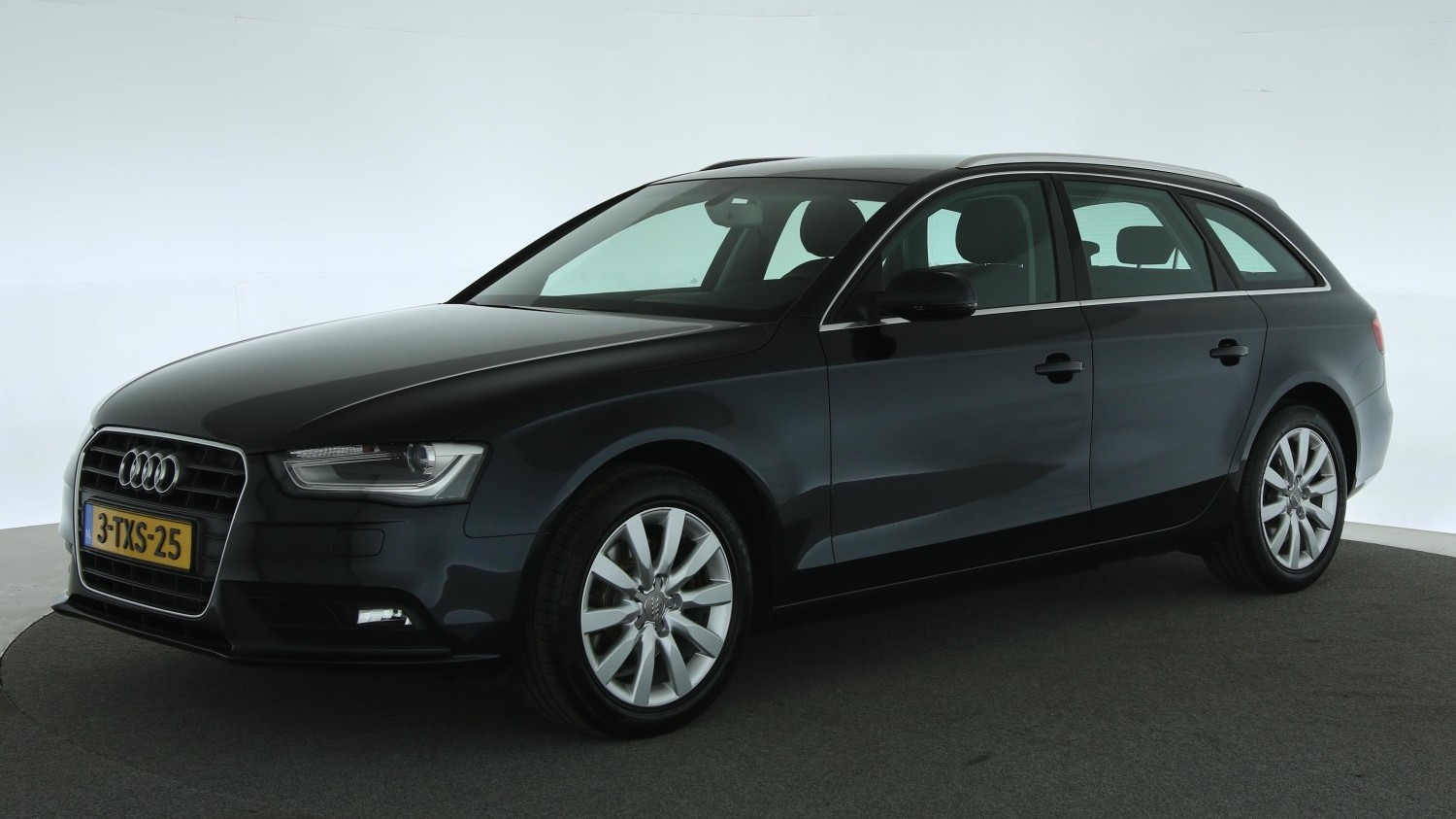 Audi A4 Station 2014 3-TXS-25 1