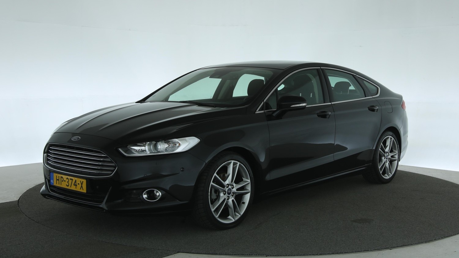 Ford Mondeo Hatchback 2015 HP-374-X 1
