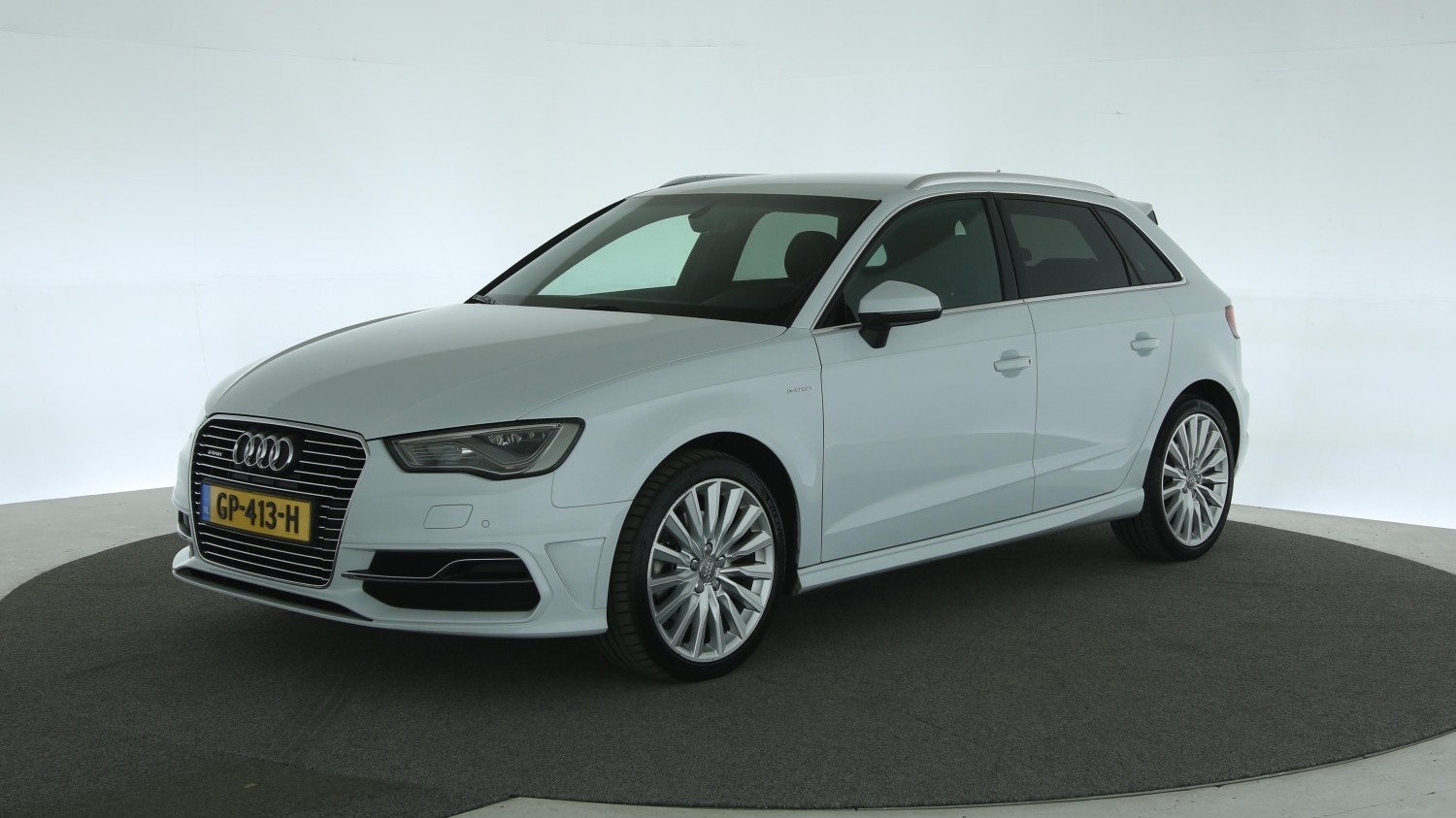 Audi A3 Hatchback 2015 GP-413-H 1
