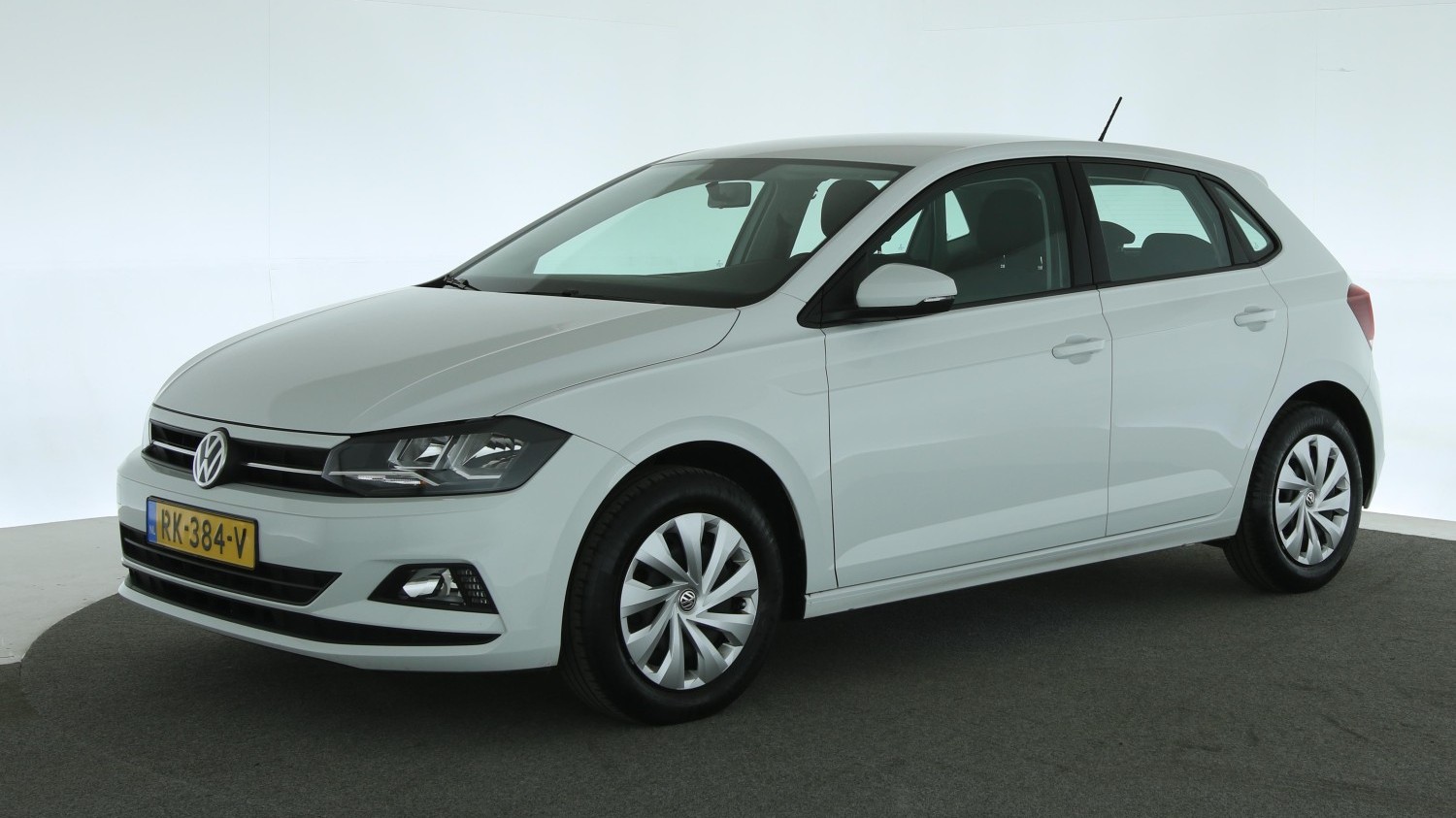 Volkswagen Polo Hatchback 2018 RK-384-V 1