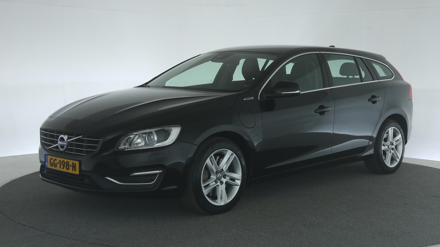 Volvo V60 Station 2015 GG-198-N 1