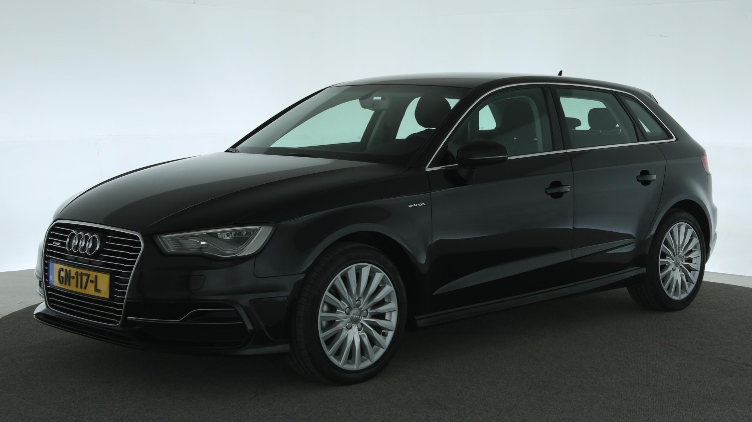 Audi A3 Hatchback 2015 GN-117-L 1