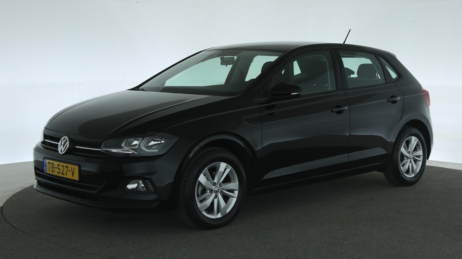 Volkswagen Polo Hatchback 2018 TB-527-V 1