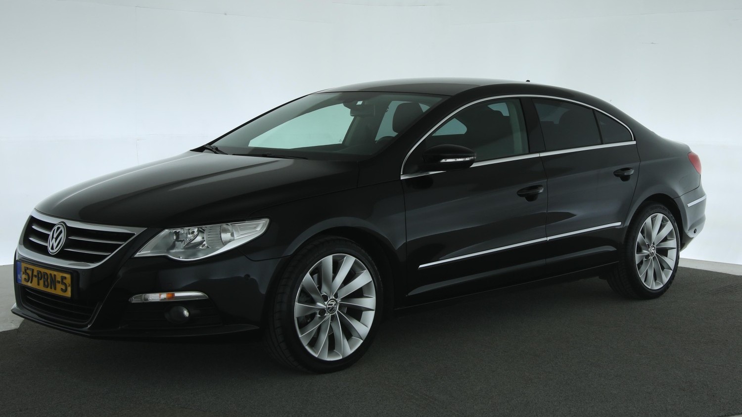 Volkswagen Passat CC Sedan 2011 57-PBN-5 1