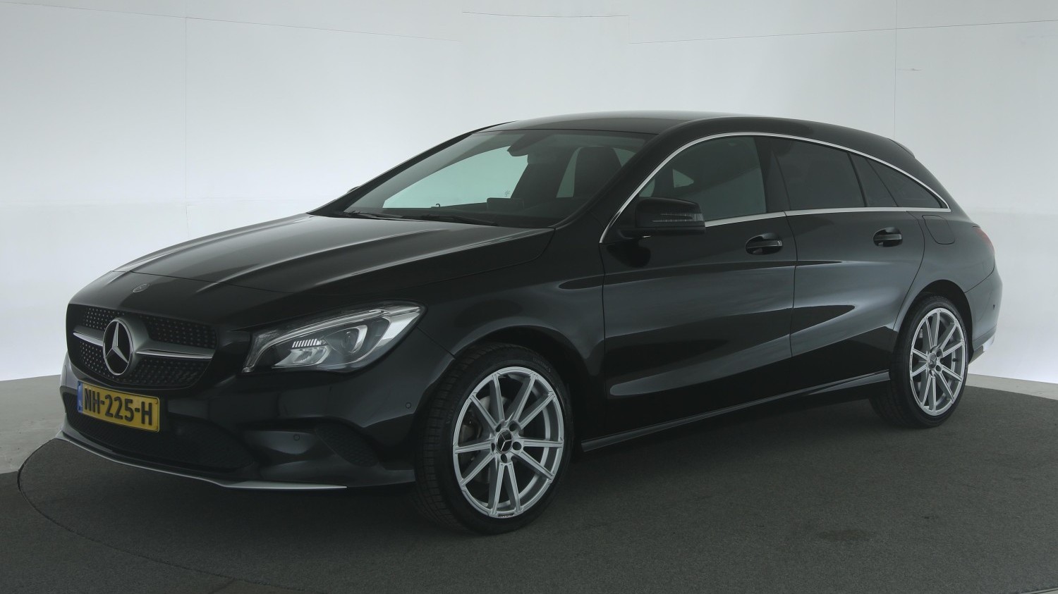 Mercedes-Benz CLA-klasse Station 2017 NH-225-H 1
