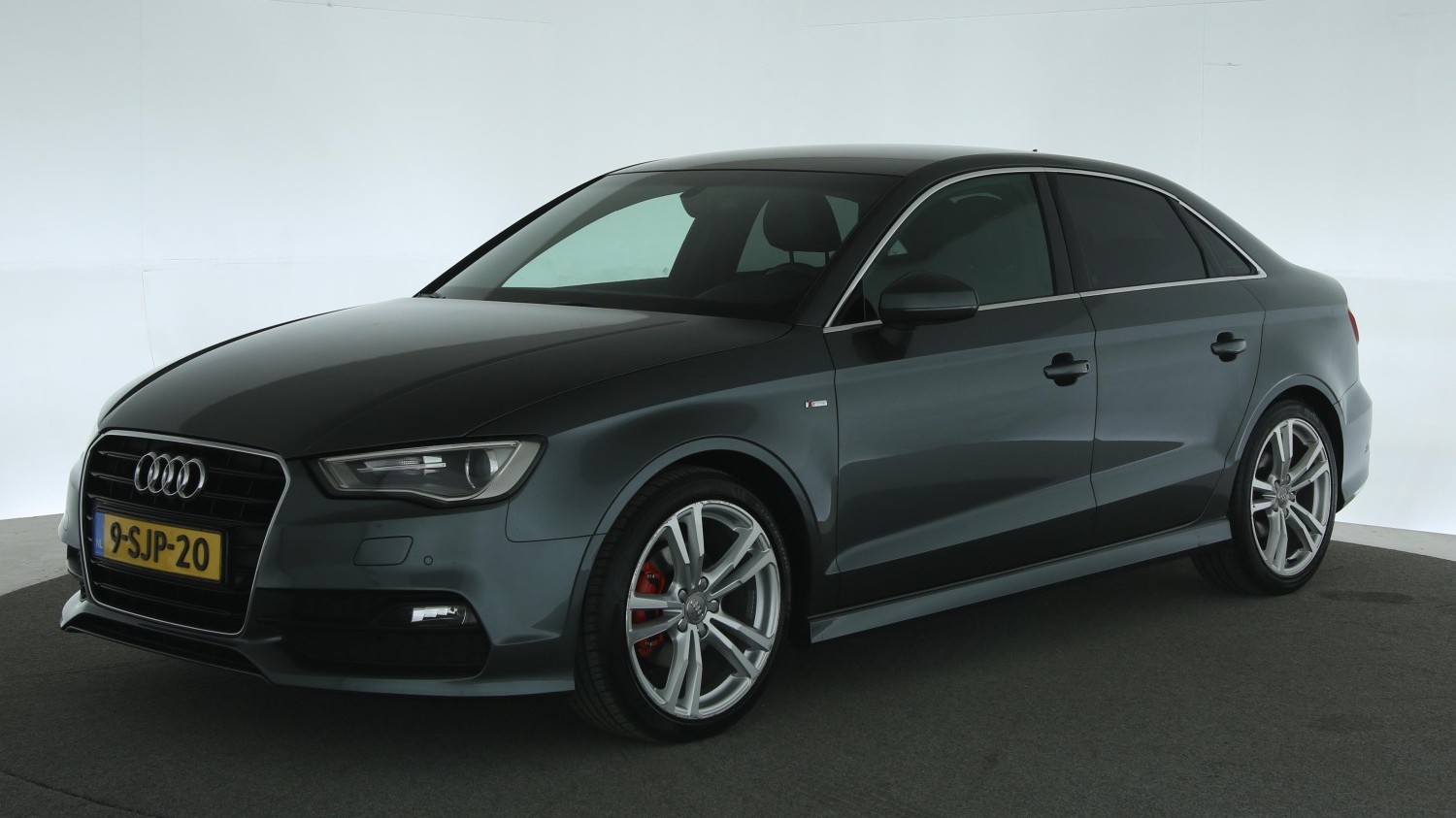 Audi A3 Sedan 2013 9-SJP-20 1