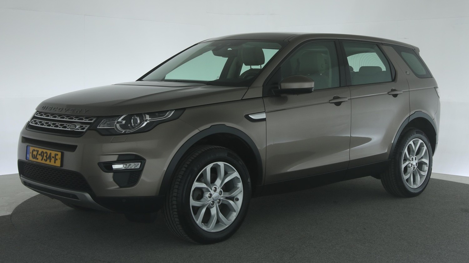 Land Rover Discovery Sport SUV / Terreinwagen 2015 GZ-934-F 1
