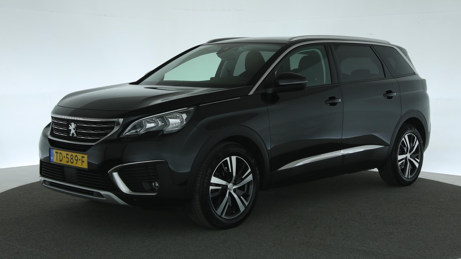 Peugeot 5008 MPV 2018 TD-589-F 1