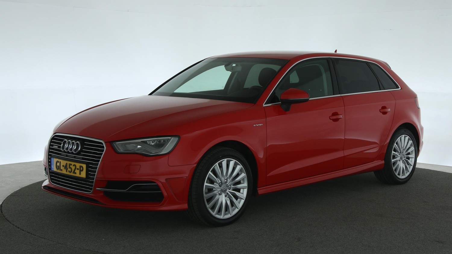 Audi A3 Hatchback 2015 GL-452-P 1
